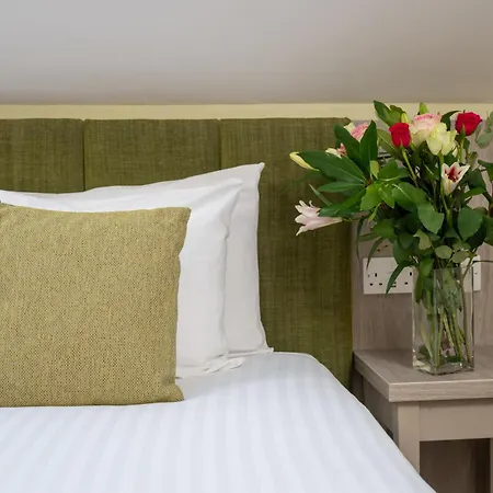 Hellidon Lakes Hotel-3